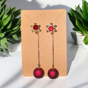 🎄✨ Elegant Gold & Red Holiday Drop Earrings ✨🎄